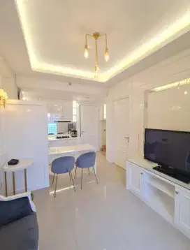 Dijual cepat apartment transpark cibubur 2BR Corner Murah