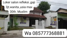 Loker wanita muslim refleksi salon