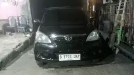 Toyota Avanza 2011 Bensin