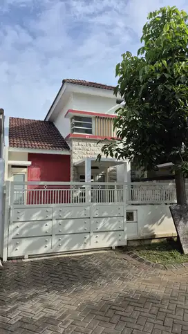 Puri Surya jaya ciamik murah siap huni