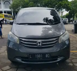 Honda Freed E PSD Matic 2010 / 2011 ( AT )