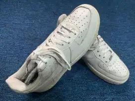 Sepatu NIKE AIR FORCE 1 Putih