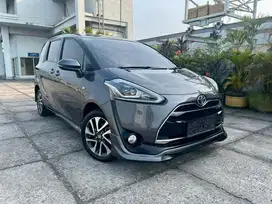 Toyota Sienta 1.5 Q 2016 AT Abu Abu Metalik Servis Record Siap Pakai