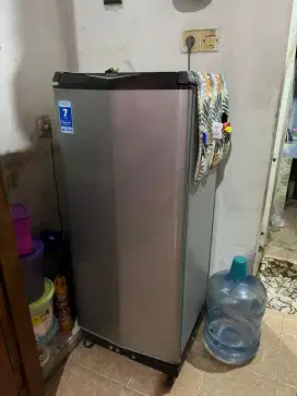 Kulkas satu pintu