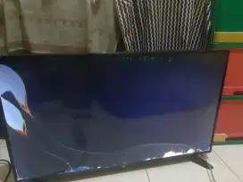 Di jual tv plat merk sharp 32 kondisi lcd nya rusak