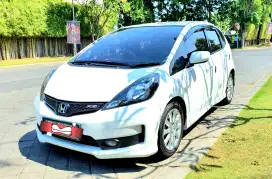 Last Edition Honda Jazz RS GE8 Facelift 2014 Putih Matic Ors ISTIMEWA
