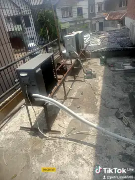 Servis AC panggilan,cuci AC tambah preon mesin cuci dll