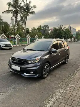 Honda mobilio Rs 2017 cvt