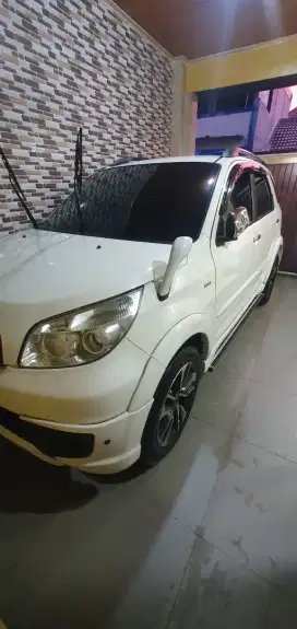 Rush Trd Sportivo A/T 2014 Putih