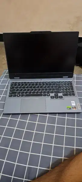 Laptop Gaming Lenovo LOQ RTX 4060 RAM 24GB SSD 1TB