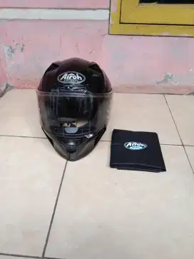 helm Airoh valor hitam dopp