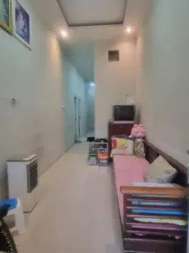 Di jual rumah di cipondoh makmur