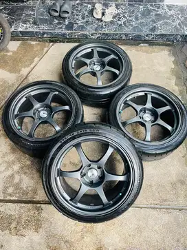 Velg ssr R 18 lebar 8,5 pcd 5x114 et 38