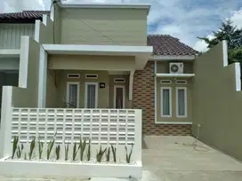 Dijual rumah siap huni Dp 0% lokasi 10 menit ke stasiun depok