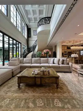 Kemang Luxurious Modern Classic House By Lifetime Design