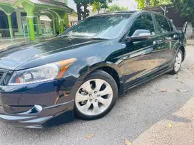 Honda accord 2010 VTIL 2,4 AT (tipe tertinggi)