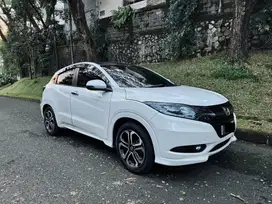 DIJUAL HONDA HR-V PRESTIGE A/T 2016 SUNROOF ANDROID MILIK PRIBADI