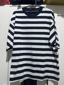 Kaos Uniqlo Oversized