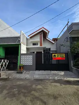 Rumah Minimalis Bangunan Baru Golden City