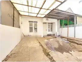 Dijual segera rumah di Taman Royal 3. Tangerang