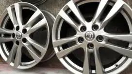 Velg Nissan ELGRAND R.18 ori