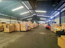 gudang pulogadung jiep  2000 m an bisa container