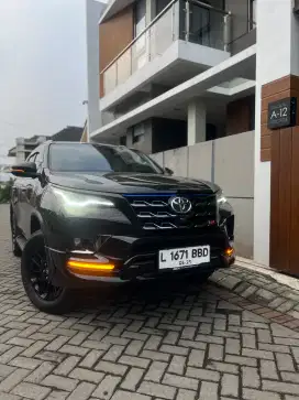 KM 600 PERAK | FORTUNER VRZ 2.8 GR SPORT 4x2 DIESEL AT SUPER ANTIK