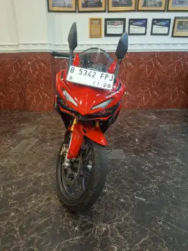 DP 0 RUPIAH SYARAT KTP &KK • CBR 150R 2023