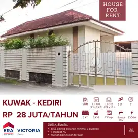 Disewakan Rumah di Kuwak Kota Kediri Terdapat AC 3 menit dari stadium