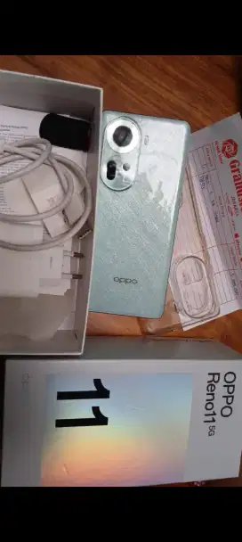 Oppo Reno 11 5G ,8/256 ,fullset