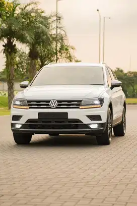 Low Odo! VW Tiguan Allspace 1.4 TSI 2022 Bmw x1 Mercy Gla