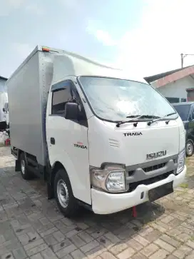 [KM23RB CASH] 2023 BOX JUMBO TRAGA ISUZU 2.5 MT 2022 pick up l300 2024