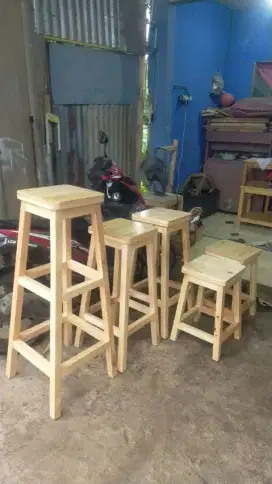 Kursi A ukuran 30x30x75/30x30x50