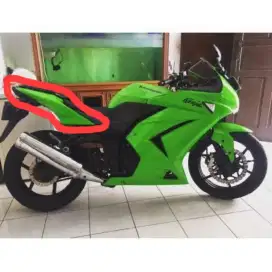 Body Belakang Sepasang Kanan+Kiri Ori Ninja 250R Karbu Warna Hijau