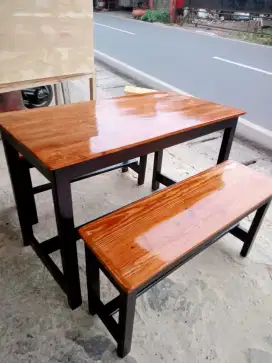 Meja makan +2 kursi panjang