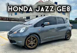 Honda Jazz GE8 Matic Tahun 2010 Abu-Abu Metalik