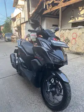 Dijual Vario 160 2023 KM Rendah 8rb-an – Mulus Siap Pakai!