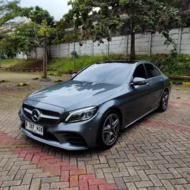 Mercedes-Benz C300 2019 Bensin