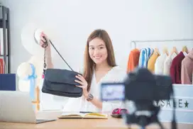 Lowongan Kerja Loker Pekerjaan host live streaming shopee tiktok