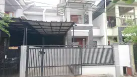 Rumah 2Lantai siap huni, tidak banjir di Villa Galaxy Bekasi