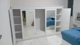 Lemari atas bawah cat putih