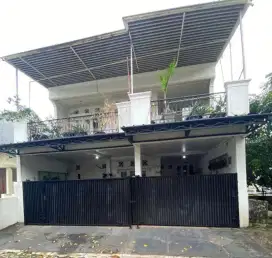 Rumah 2Lantai siap huni Di Perumahan Jatibening Estate, Bekasi