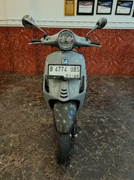 DP 1 JT VESPA PRIMAVERA/ CICILAN 0% VIA CC DAN TOKPED