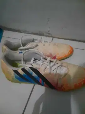 Adidas f10 messi