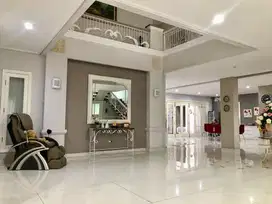 DIJUAL RUMAH GRAHA FAMILI / FAMILY MEWAH MODERN BAGUS TERAWAT
