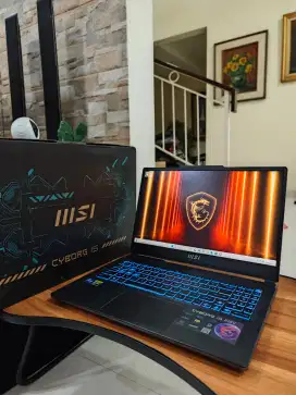 Laptop MSI Cyborg I7 12650H RTX4060 x rog tuf victu
