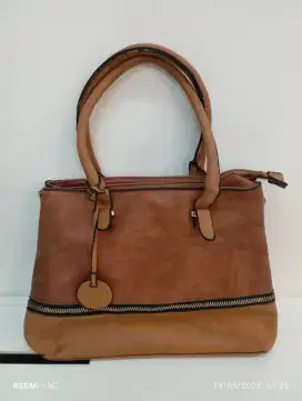 Tas Shoulder Leather+ Free 1 Shoulder Bag