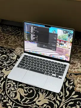 MacBook Air 2022 M2 8/512 13 inch