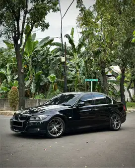 BMW 320i E90 LCI Hitam 2012 Tdp Murmer Ori Menarik Antik Bu Baru Simpa