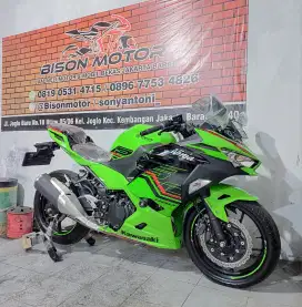 Km 300! Tdk jd pake! KAWASAKI NEW NINJA 250 FI ABS SE KRT KEYLESS 2023